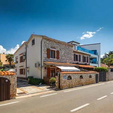 House - Sea Breeze *