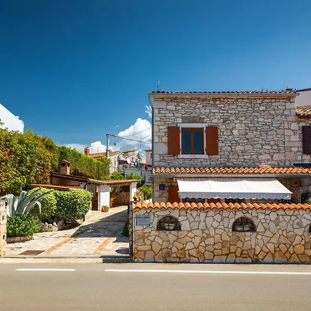 Vikendica House - Sea Breeze Porec