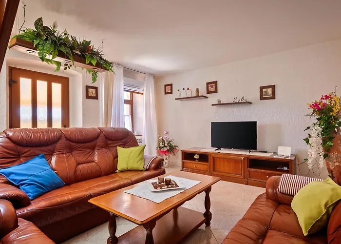 House - Sea Breeze Vikendica